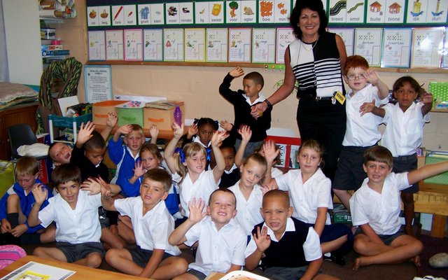 Rdl Riana de Coning besoek Laerskool Gansbaai Gr 1 leerders